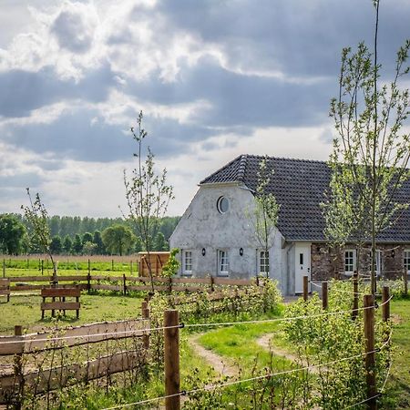 B&B Hoeve Klein Haneveld Sint-Oedenrode Exterior foto